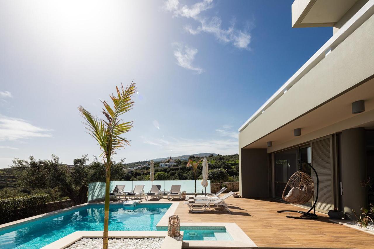 Rizes Villa With Jacuzzi & Heated Pool Ajía Triáda Kültér fotó
