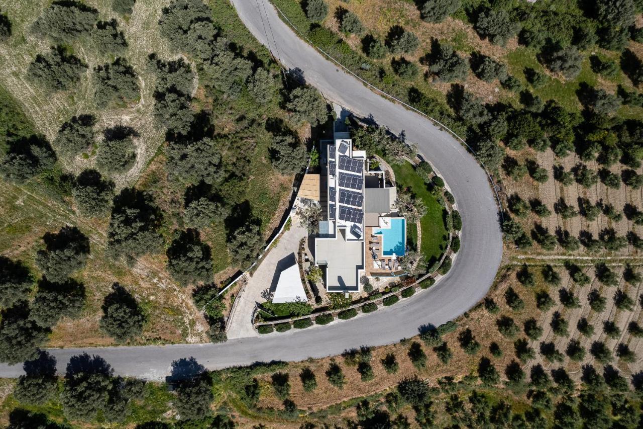 Rizes Villa With Jacuzzi & Heated Pool Ajía Triáda Kültér fotó